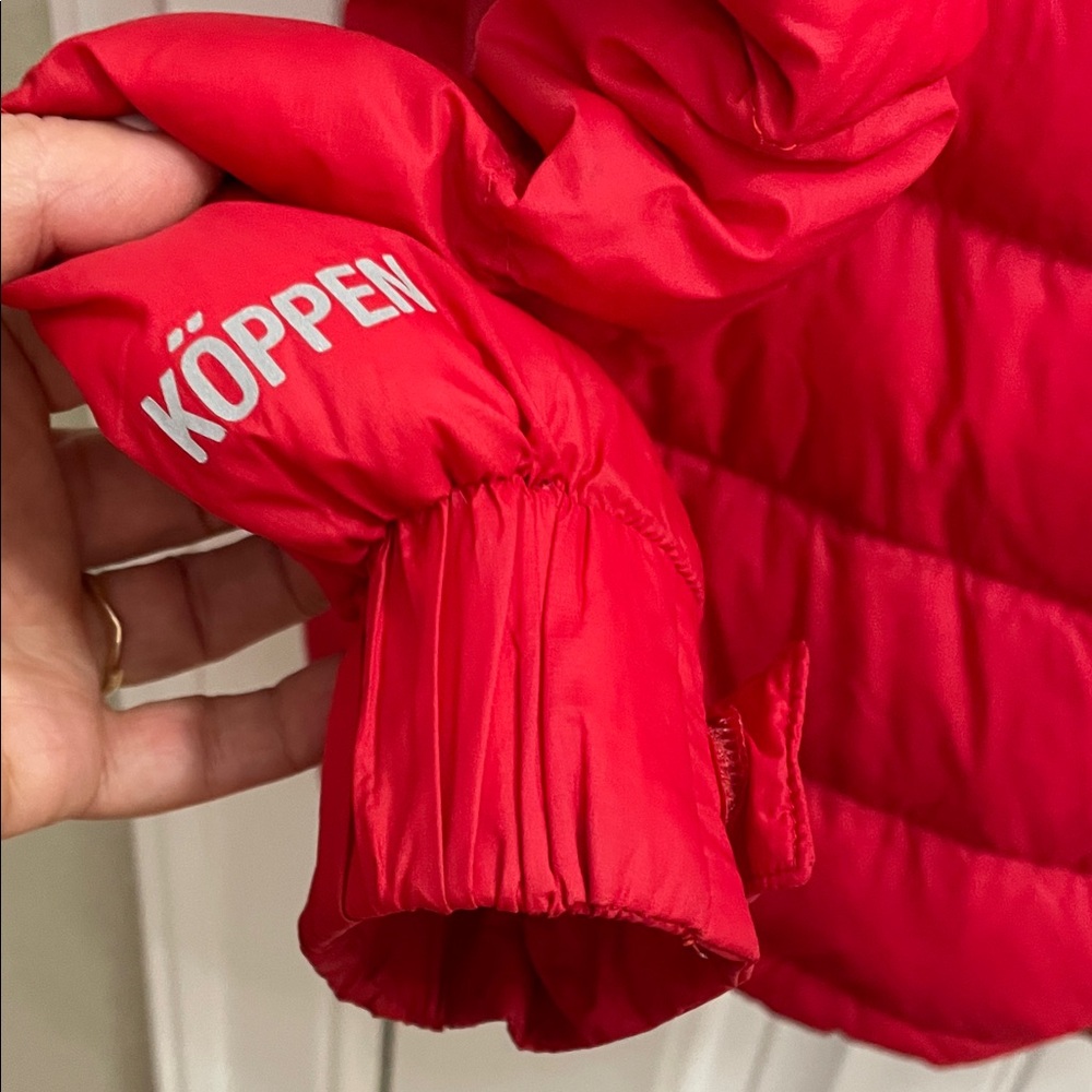 Koppen Red Down Filled Packable Puffer Jacket. M/L - image 4